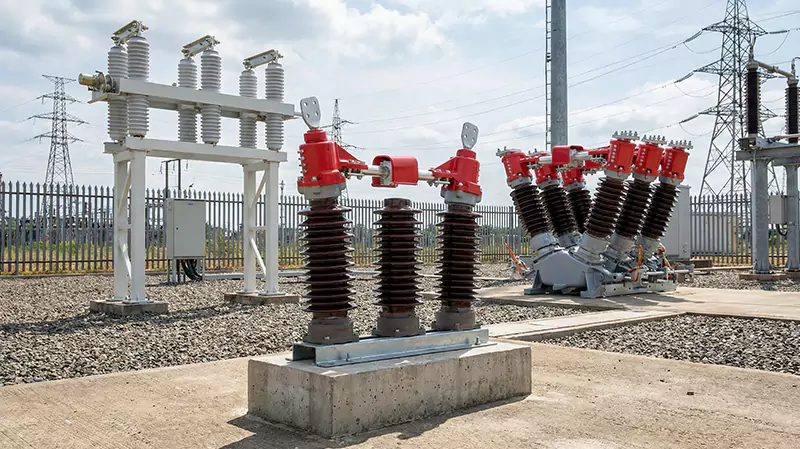 circuit breakers နှင့် disconnect switch များကြား ကွာခြားချက်